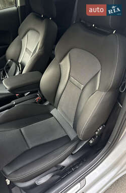 Хэтчбек Audi A1 2015 в 