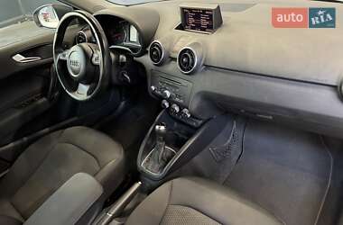 Хэтчбек Audi A1 2013 в 