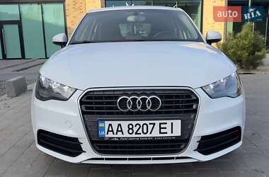 Хэтчбек Audi A1 2013 в 
