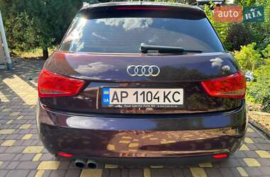 Хетчбек Audi A1 2012 в 