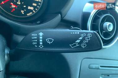 Хэтчбек Audi A1 2011 в 