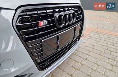 Хетчбек Audi A1 2012 в 
