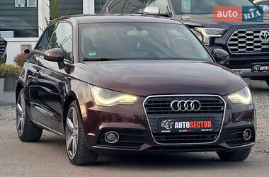 Хэтчбек Audi A1 2011 в 