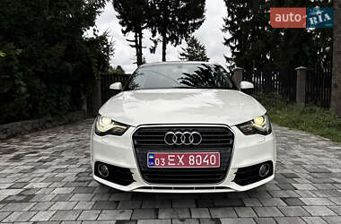 Хэтчбек Audi A1 2011 в 