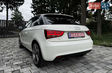 Хэтчбек Audi A1 2011 в 