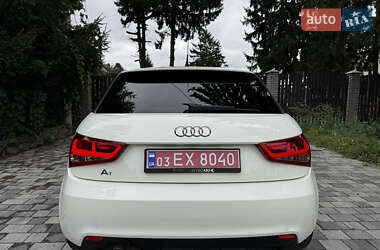 Хэтчбек Audi A1 2011 в 