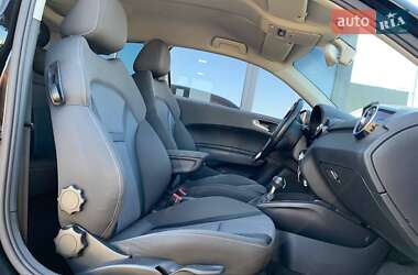 Хетчбек Audi A1 2011 в 