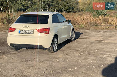 Хетчбек Audi A1 2011 в 