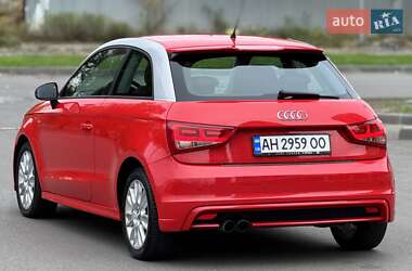 Хетчбек Audi A1 2011 в 
