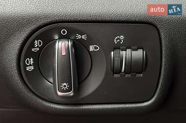 Хетчбек Audi A1 2011 в 