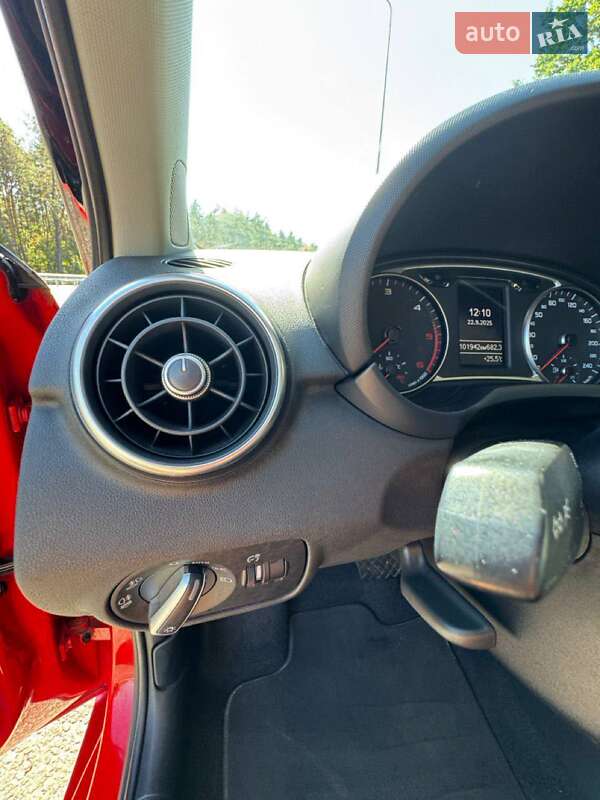 Хэтчбек Audi A1 2015 в Киеве фото 9 Хэтчбек Audi A1 2015 в Киеве