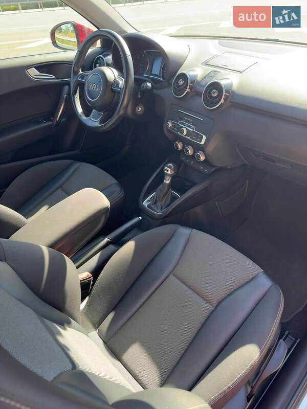Хэтчбек Audi A1 2015 в Киеве фото 12 Хэтчбек Audi A1 2015 в Киеве