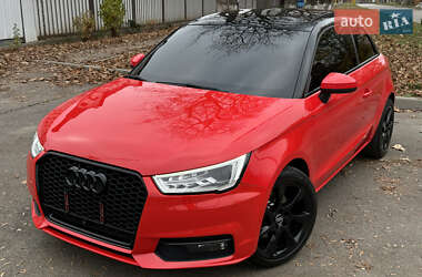 Хэтчбек Audi A1 2015 в Харькове