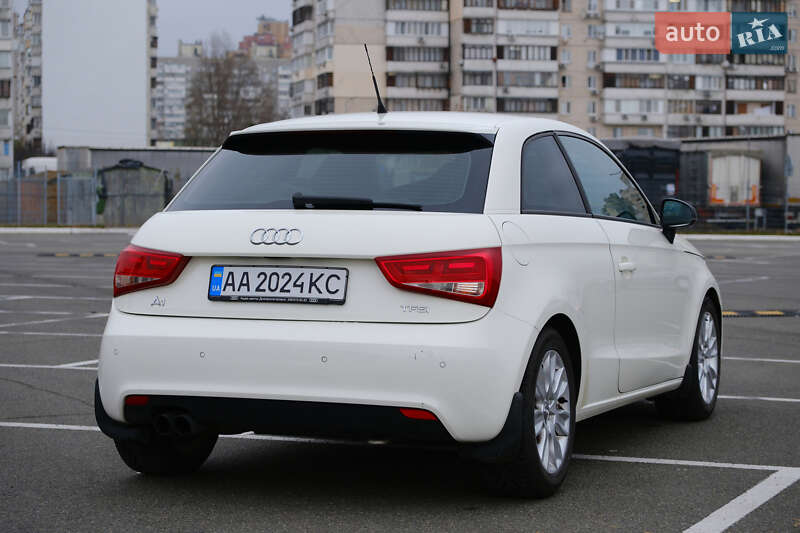 Хетчбек Audi A1 2010 в Києві