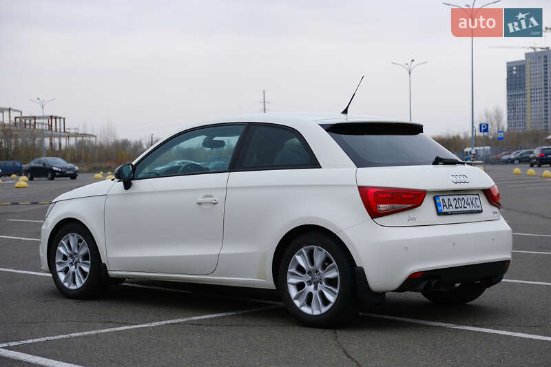 Хетчбек Audi A1 2010 в Києві