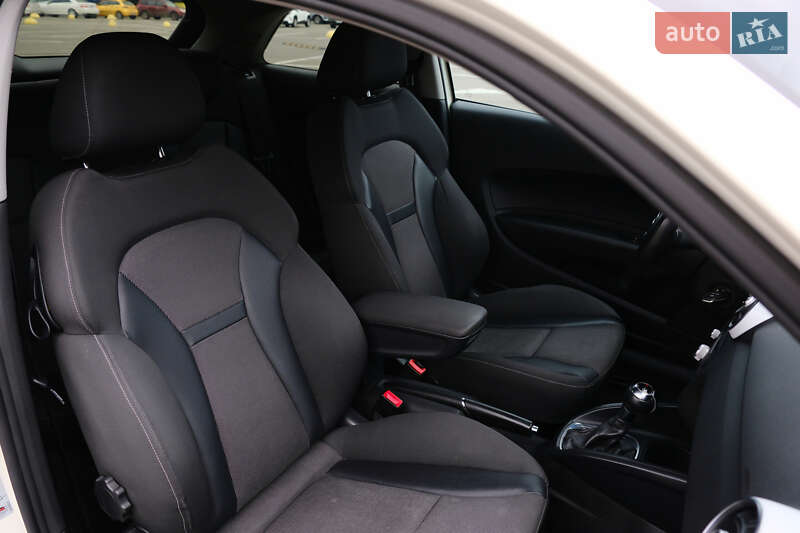 Хетчбек Audi A1 2010 в Києві