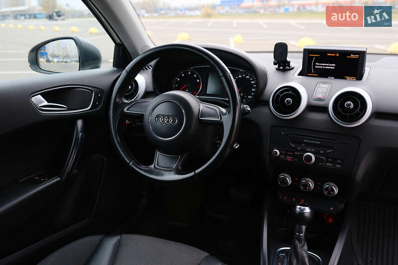 Хетчбек Audi A1 2010 в Києві