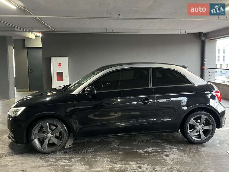 Хэтчбек Audi A1 2015 в Львове