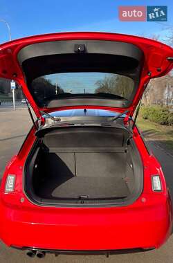 Хэтчбек Audi A1 2013 в Киеве