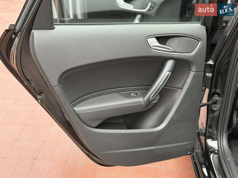 Хэтчбек Audi A1 2015 в Ровно фото 30 Хэтчбек Audi A1 2015 в Ровно