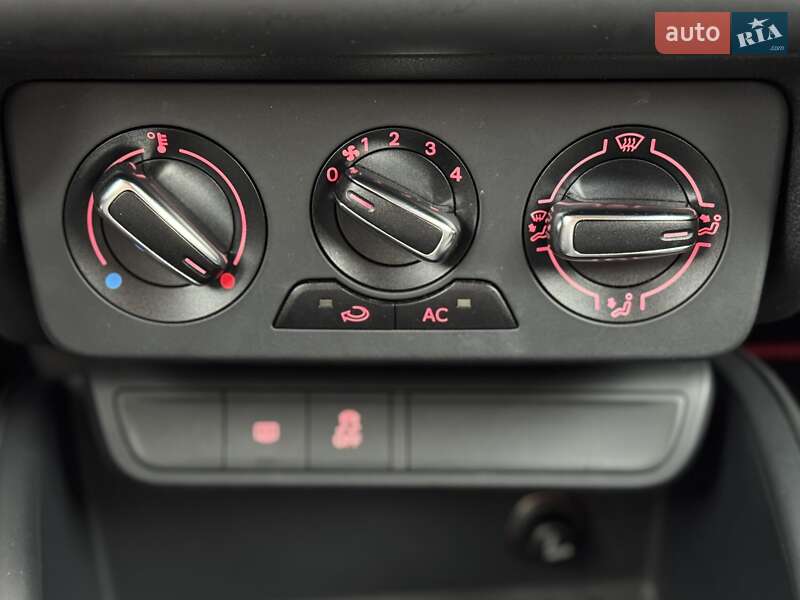 Хэтчбек Audi A1 2011 в Днепре фото 31 Хэтчбек Audi A1 2011 в Днепре