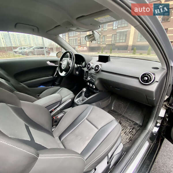 Хэтчбек Audi A1 2015 в Чернигове