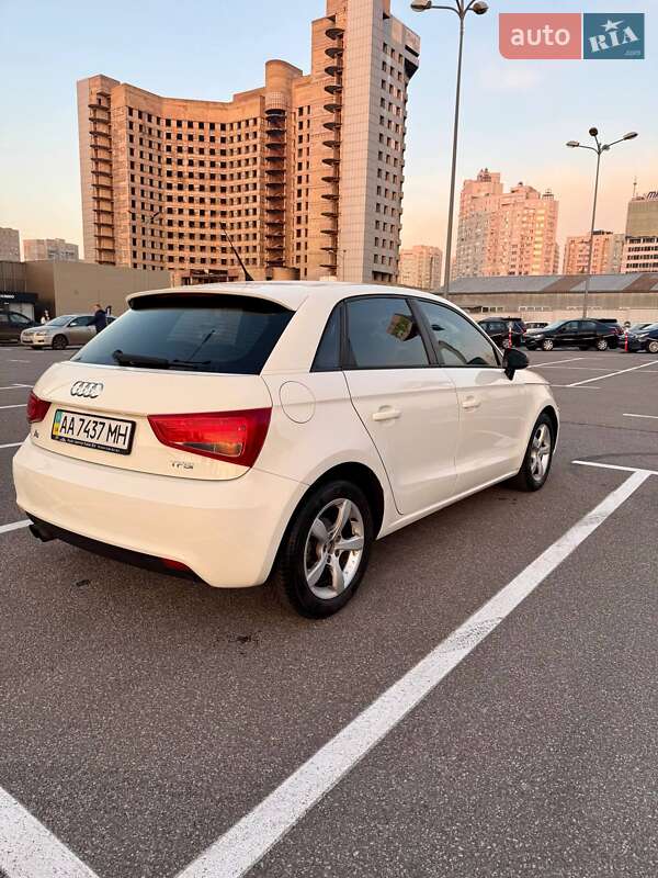 Хэтчбек Audi A1 2012 в Киеве