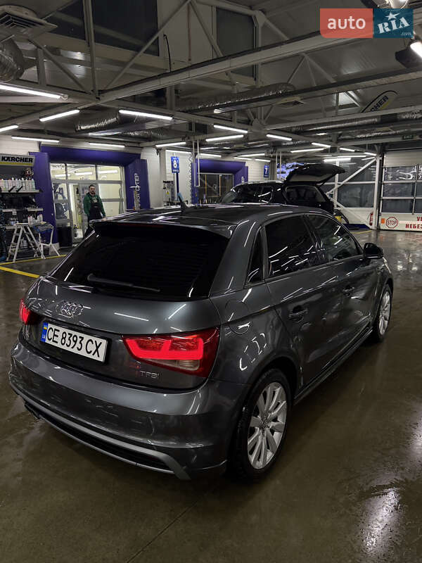 Хэтчбек Audi A1 2012 в Черновцах