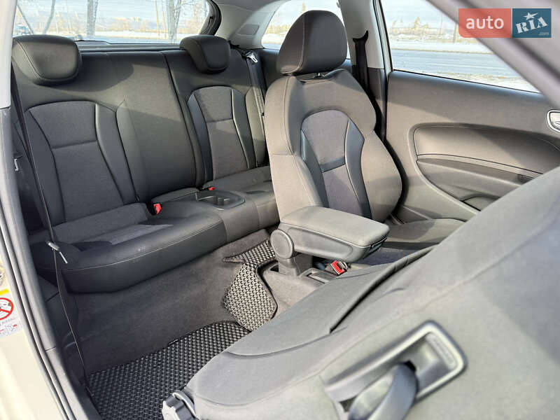 Хетчбек Audi A1 2010 в Харкові