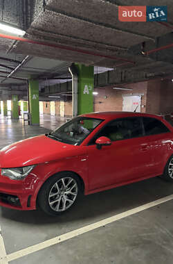 AUDI A1 2011
