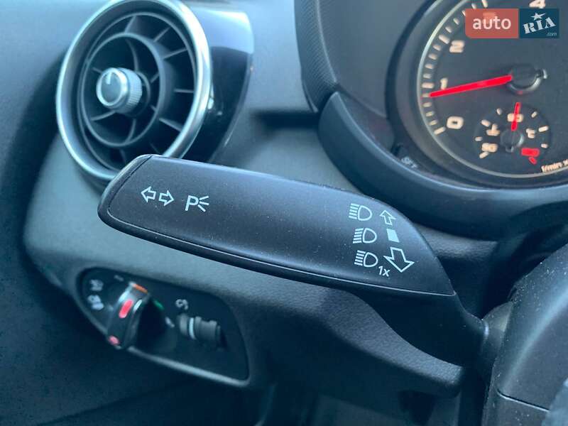 Хэтчбек Audi A1 2011 в Киеве