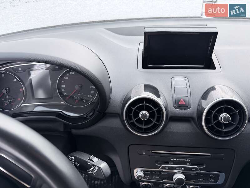 Хэтчбек Audi A1 2015 в Лозовой