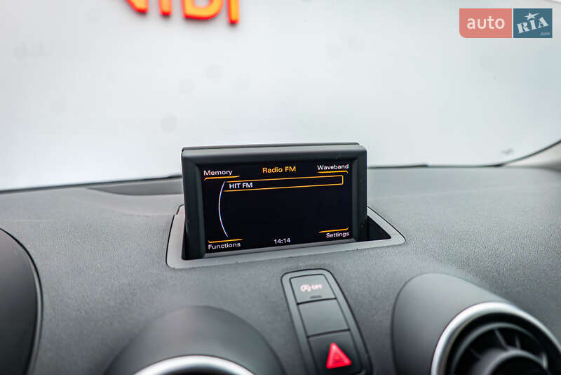 Хэтчбек Audi A1 2012 в Киеве