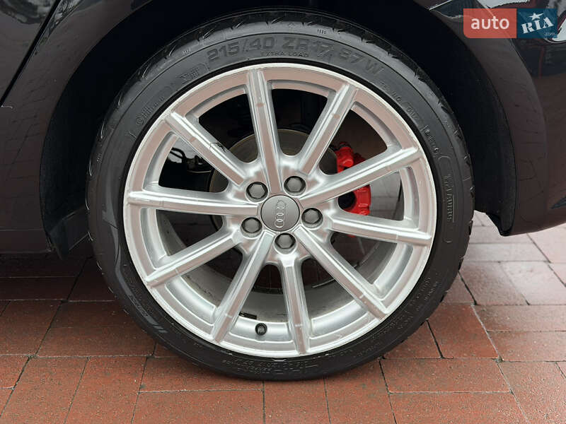 Хэтчбек Audi A1 2015 в Ровно