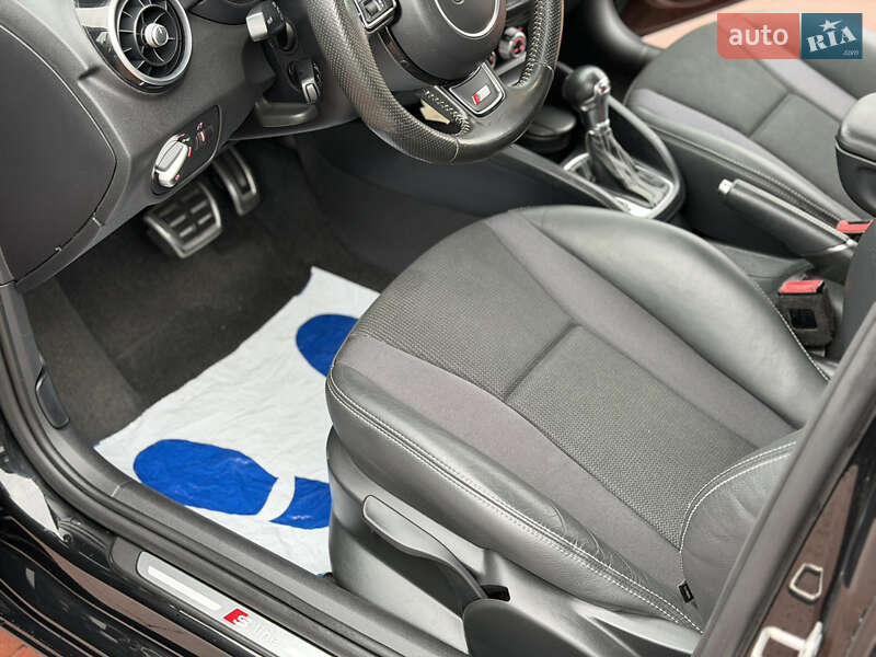 Хэтчбек Audi A1 2015 в Ровно
