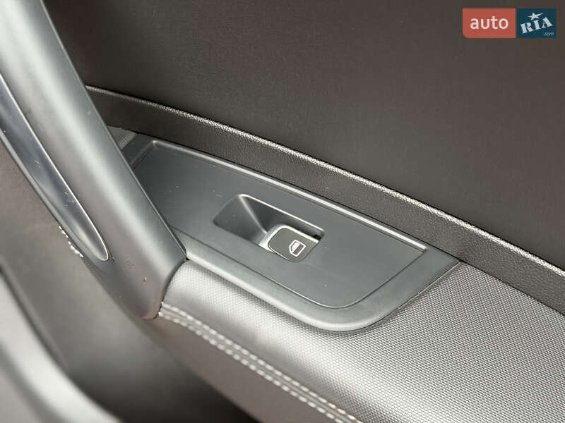 Хэтчбек Audi A1 2015 в Ровно
