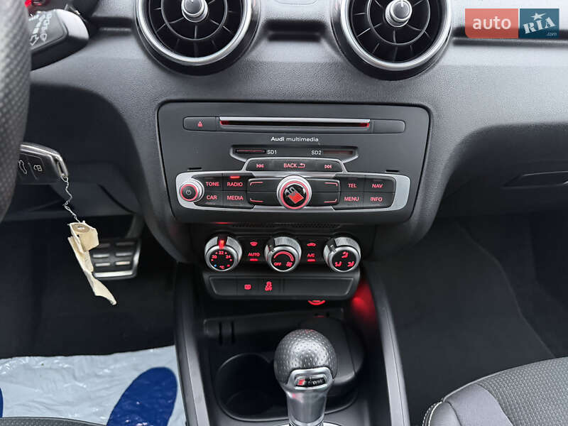 Хэтчбек Audi A1 2015 в Ровно