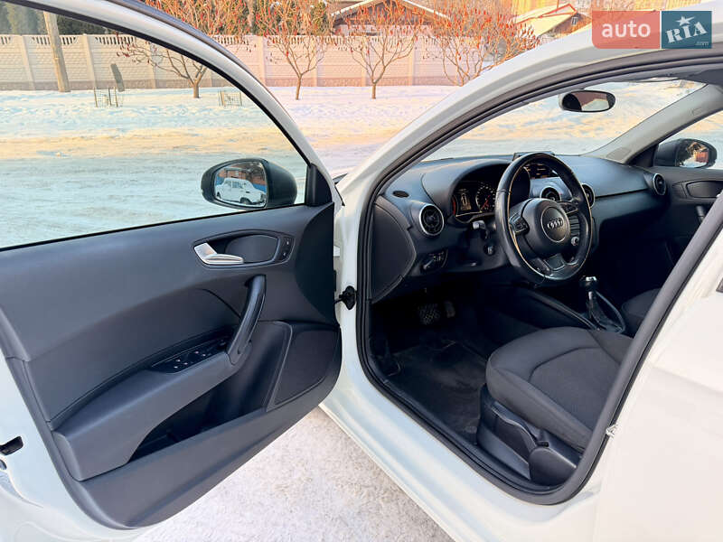 Хетчбек Audi A1 2012 в Києві