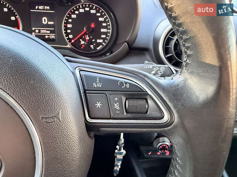 Хетчбек Audi A1 2012 в Києві