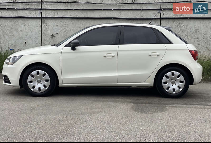 Хэтчбек Audi A1 2013 в Киеве фото 18 Хэтчбек Audi A1 2013 в Киеве