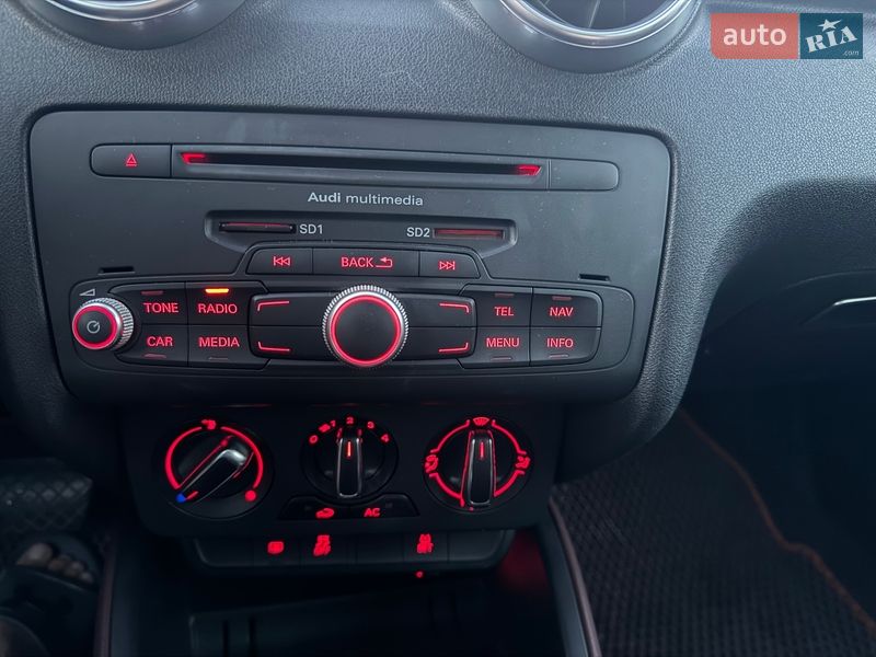 Хэтчбек Audi A1 2012 в Запорожье