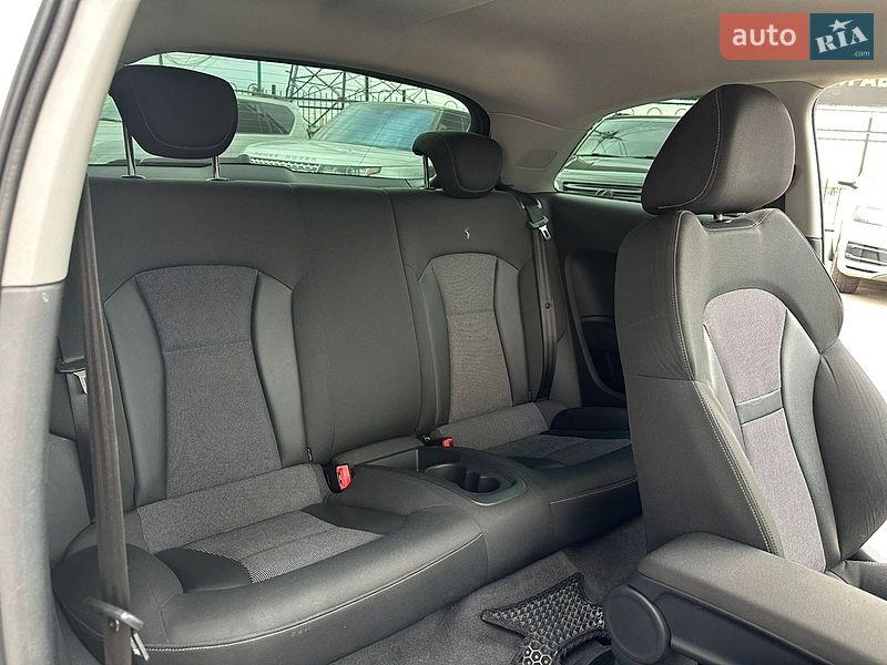 Хэтчбек Audi A1 2010 в Харькове