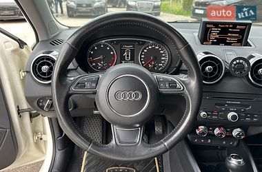 Хэтчбек Audi A1 2010 в Харькове