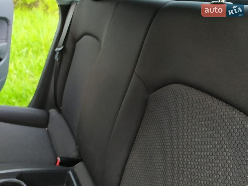 Хэтчбек Audi A1 2013 в Ахтырке