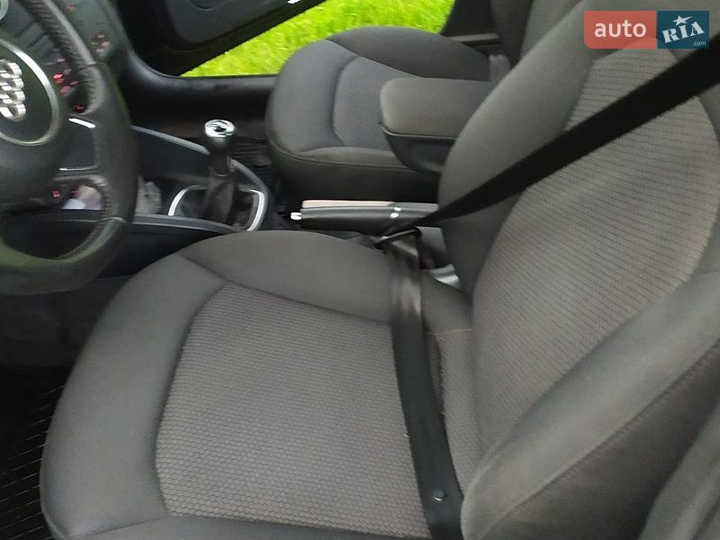 Хэтчбек Audi A1 2013 в Ахтырке