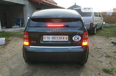 Хэтчбек Audi A2 2001 в 