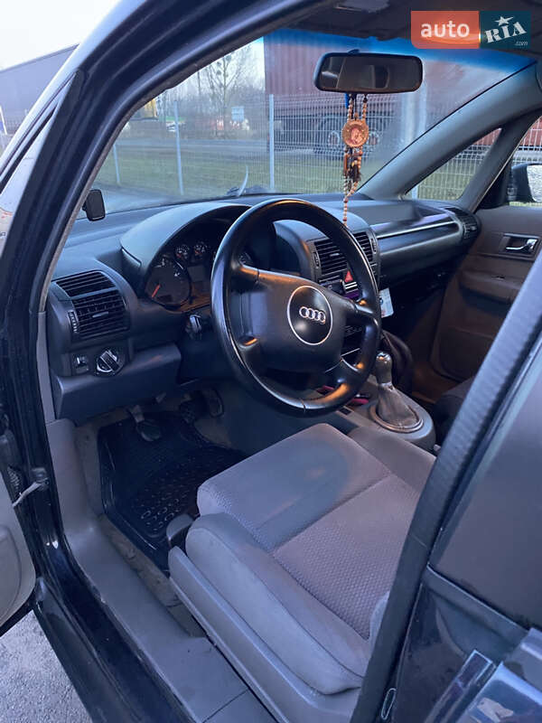 Хэтчбек Audi A2 2001 в Ковеле