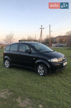 Хэтчбек Audi A2 2001 в 
