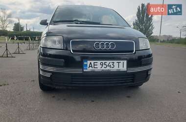 Хэтчбек Audi A2 2003 в 