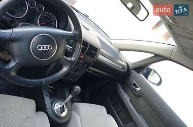 Хэтчбек Audi A2 2002 в 